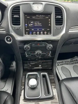 2015 Chrysler 300 Limited