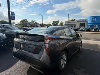 2018 Toyota Prius Four