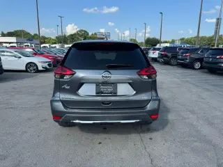 2020 Nissan Rogue