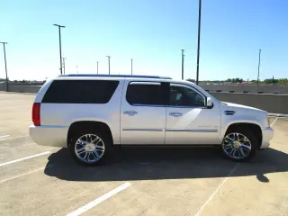 2012 CADILLAC ESCALADE ESV