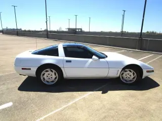 1994 CHEVROLET CORVETTE COUPE