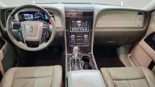 2017 Lincoln Navigator Select