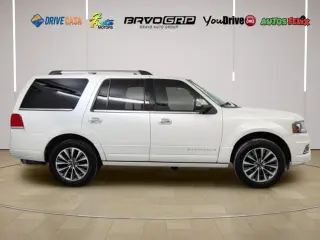 2017 Lincoln Navigator Select