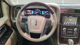 2017 Lincoln Navigator Select