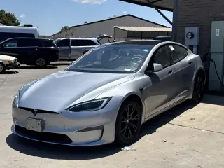 2025 Tesla Model S