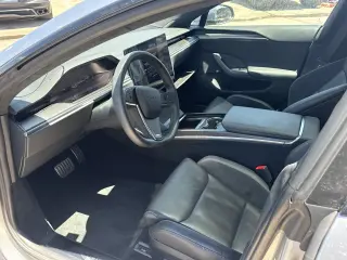 2025 Tesla Model S
