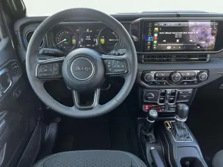 2025 Jeep Wrangler 4xe