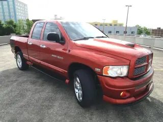2005 DODGE RAM 1500 QUAD CAB