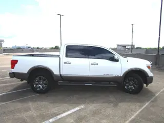 2018 NISSAN TITAN CREW CAB