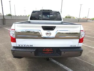 2018 NISSAN TITAN CREW CAB