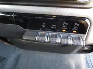 2022 RAM 1500 CREW CAB
