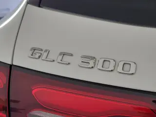 2025 Mercedes-Benz GLC