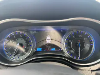 2017 Chrysler 300