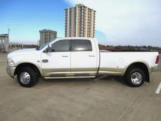 2011 RAM 3500 CREW CAB