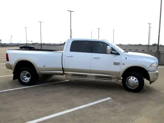2011 RAM 3500 CREW CAB