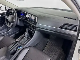 Volkswagen Jetta 2024 SE 4dr Sedan