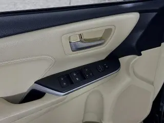 Toyota Camry 2015 SE 4dr Sedan