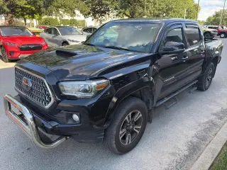 Toyota Tacoma 2018 4x4 TRD Pro 4dr Double Cab 5.0 ft SB 6M