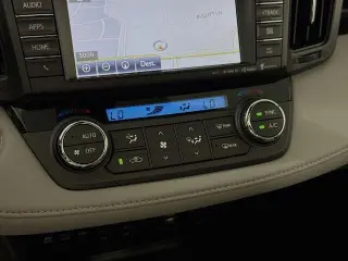 Toyota RAV4 Hybrid 2016 AWD Limited 4dr SUV