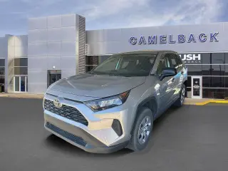 Toyota RAV4 2022 LE 4dr SUV