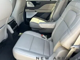 Lincoln Aviator 2022 AWD Reserve 4dr SUV
