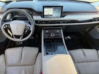 Lincoln Aviator 2022 AWD Reserve 4dr SUV