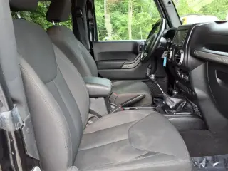 Jeep Wrangler 2016 4x4 Sport S 2dr SUV