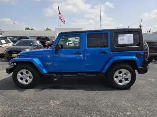 Jeep Wrangler Unlimited 2015 4x4 Sahara 4dr SUV