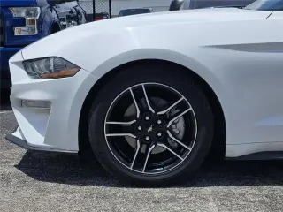 Ford Mustang 2021 EcoBoost 2dr Convertible