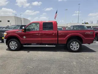 Ford F-250 Super Duty 2015 4x4 King Ranch 4dr Crew Cab 6.8 ft. SB Pickup