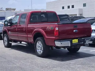 Ford F-250 Super Duty 2015 4x4 King Ranch 4dr Crew Cab 6.8 ft. SB Pickup
