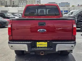 Ford F-250 Super Duty 2015 4x4 King Ranch 4dr Crew Cab 6.8 ft. SB Pickup