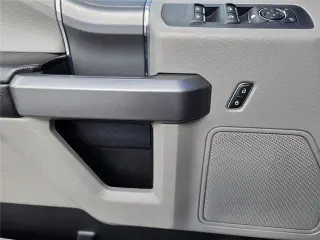 Ford F-150 2018 4x2 King Ranch 4dr SuperCrew 5.5 ft. SB