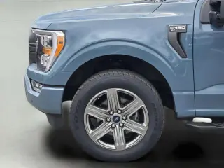 Ford F-150 2023 4x4 XL 4dr SuperCrew 6.5 ft. SB