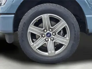 Ford F-150 2023 4x4 XL 4dr SuperCrew 6.5 ft. SB