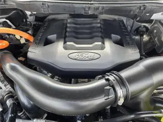 Ford F-150 2021 4x4 Platinum 4dr SuperCrew 5.5 ft. SB