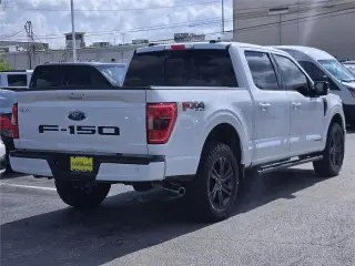 Ford F-150 2021 4x4 Platinum 4dr SuperCrew 5.5 ft. SB