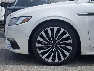 Lincoln Continental 2017 AWD Black Label 4dr Sedan