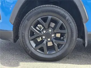 Toyota RAV4 2021 LE 4dr SUV