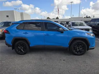 Toyota RAV4 2021 LE 4dr SUV