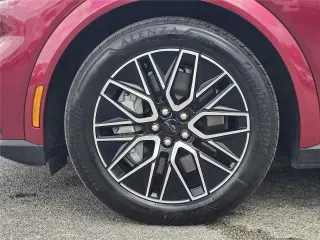 Ford Mustang Mach-E 2025 AWD Premium 4dr SUV