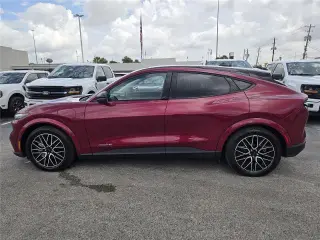 Ford Mustang Mach-E 2025 AWD Premium 4dr SUV