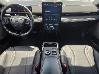 Ford Mustang Mach-E 2023 Premium 4dr SUV