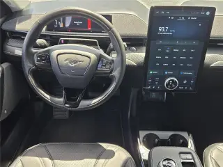 Ford Mustang Mach-E 2023 Premium 4dr SUV