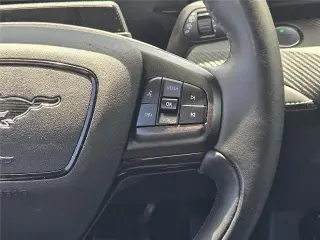 Ford Mustang Mach-E 2023 Premium 4dr SUV