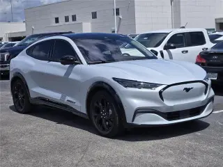 Ford Mustang Mach-E 2023 Premium 4dr SUV
