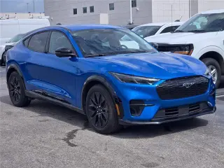 Ford Mustang Mach-E 2025 AWD Premium 4dr SUV