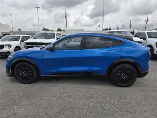 Ford Mustang Mach-E 2025 AWD Premium 4dr SUV