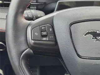 Ford Mustang Mach-E 2025 Premium 4dr SUV
