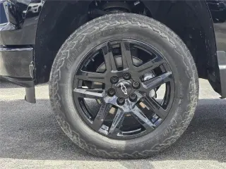 Chevrolet Silverado 1500 2023 4x2 Custom 4dr Crew Cab 5.8 ft. SB